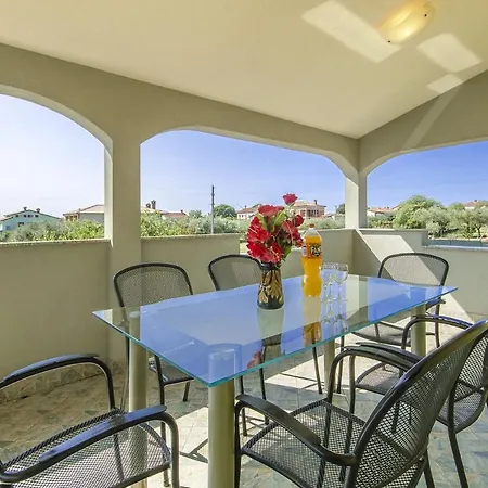Villa Villa Dany *