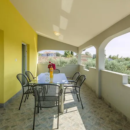 Villa Villa Dany *