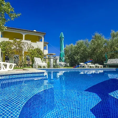 Villa Villa Dany *